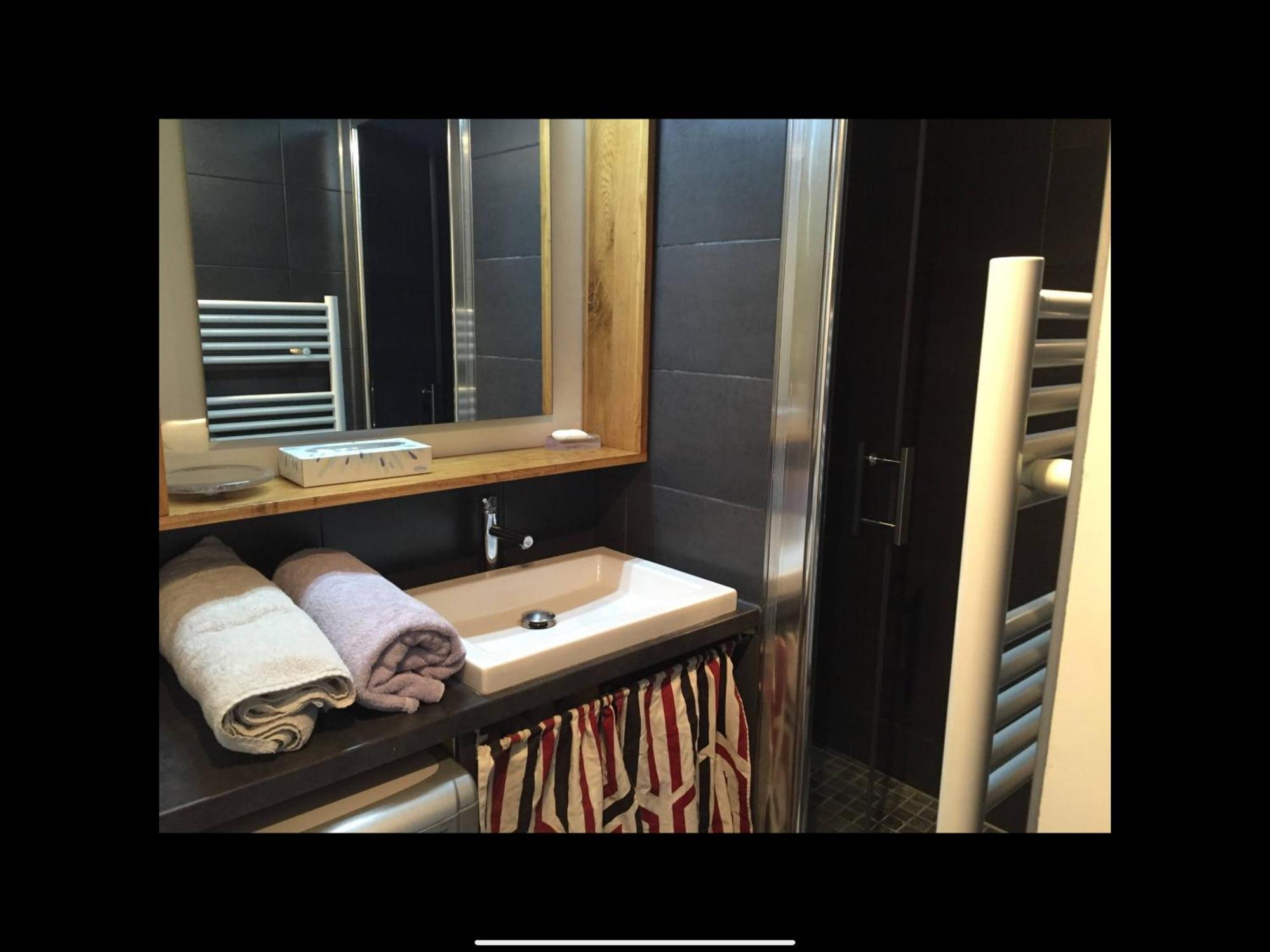 Private Heaven Center Homestay *